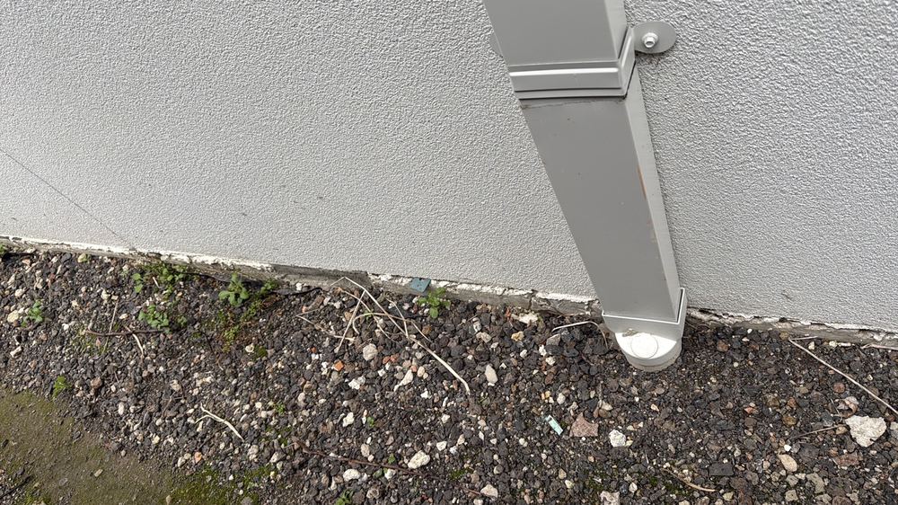 Vapour barrier not turned up at the slab edge as the drawings show, found during a defect investigation in Herne Hill